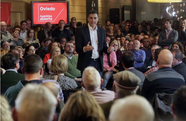 Sánchez celebra en Asturias sus cien días de Gobierno bajo la amenaza de adelanto electoral