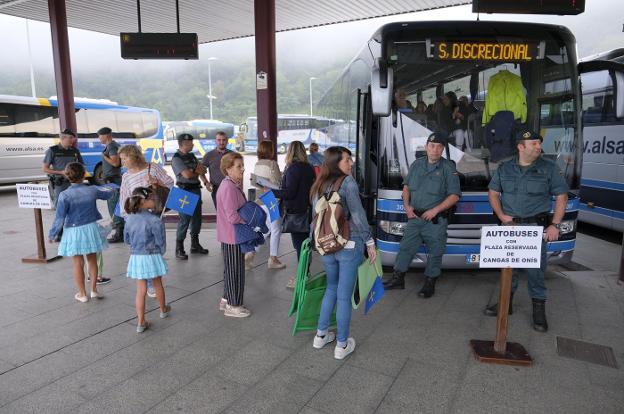 «Cangas no pagó por los buses a Covadonga», dice el alcalde