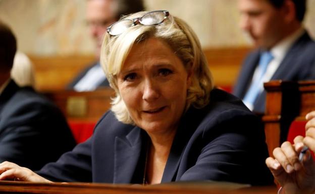 Un tribunal ordena un examen psiquiátrico a Marine Le Pen por publicar fotos del Dáesh