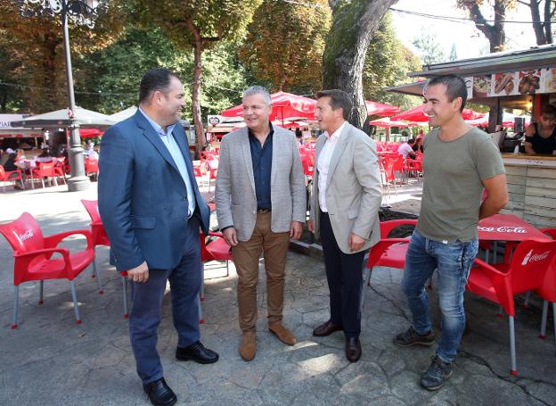 «Siempre opinaremos de cuestiones de interés», advierten los empresarios a 'Rivi'