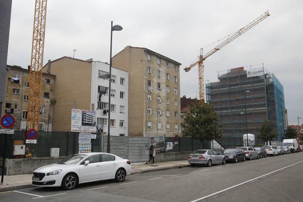 El lento despertar en la ciudad del sector de la construcción