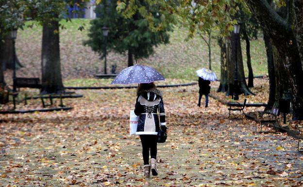 Un matrimonio de ancianos pasa dos noches en el Campo San Francisco después de ser desahuciado