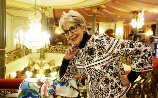 Concha Velasco, ingresada