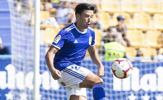 Real Oviedo: Competición desestima el recurso por la amarilla a Javi Muñoz