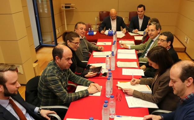 La oposición municipal tumba los presupuestos de Divertia y del Patronato Deportivo