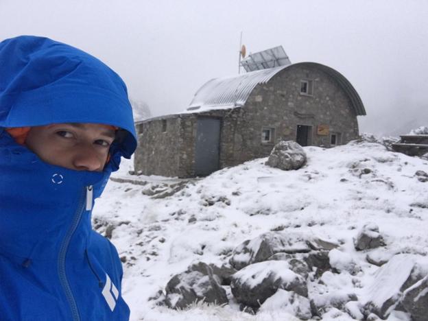 La nieve irrumpe en Asturias