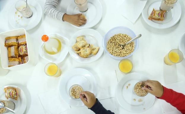 Un informe avala la calidad de los comedores escolares de Oviedo
