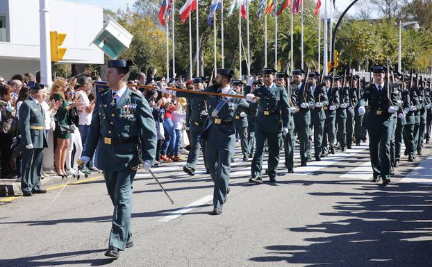 El jefe de la Comandancia de Gijón pide «respeto a la institución y a los guardias civiles»