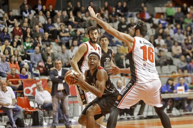 El Teslacard sufre una derrota cruel