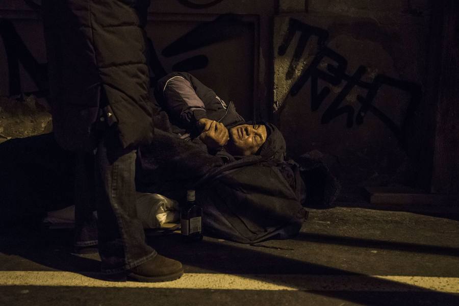 Hungría prohíbe dormir en la calle