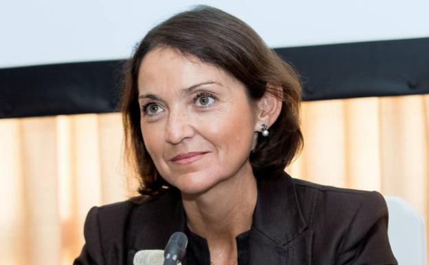 Reyes Maroto recuerda a Alcoa su compromiso de mantener plantas de Avilés y La Coruña