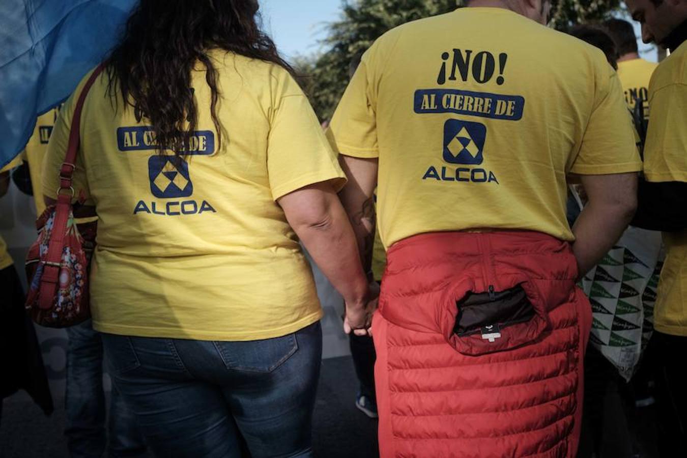 Los trabajadores de Alcoa en Avilés dan fuerza a sus compañeros de La Coruña
