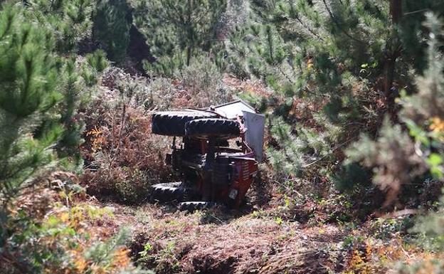 Muere al caer con su tractor por un desnivel de 150 metros en Bimenes