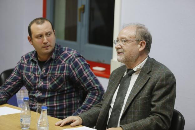 Tolivar: «La Constitución debe dotar de competencias a los ayuntamientos»