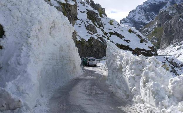 Los aludes vuelven a suponer una amenaza para Sotres
