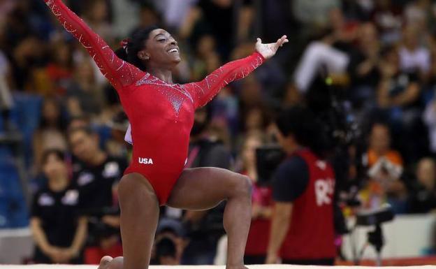 Simone Biles regresa después del MeToo y gana cuatro oros