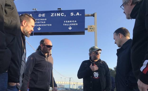 CC OO reclama «responsabilidad» a AZSA y el Principado sobre los intoxicados con mercurio