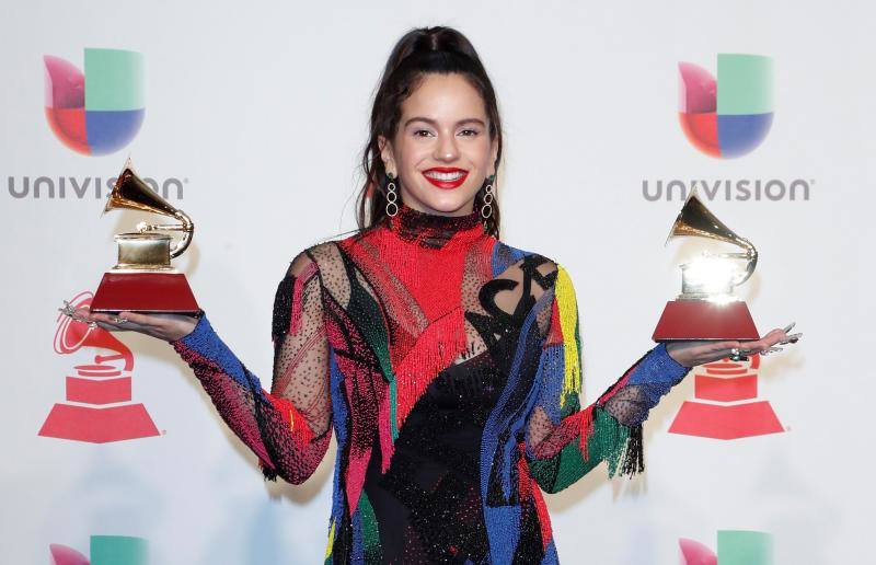 Luz, color y mucha música en la entrega de los premios Grammy Latinos