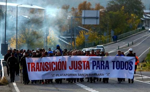 Mineros de León inician una marcha que culminará esta semana en Oviedo