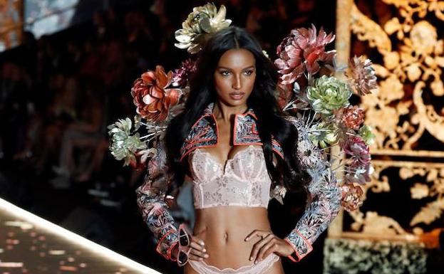 Victoria's Secret cambia de dirección para recuperarse