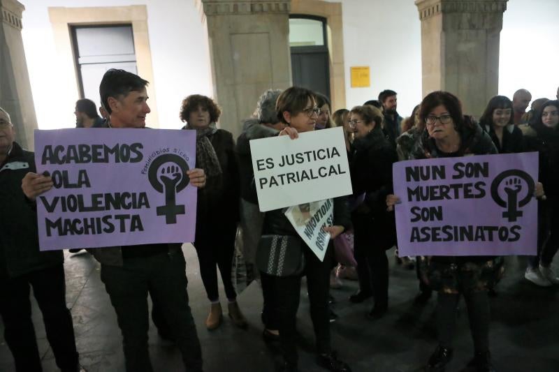 «¡Mientras sea patriarcal no es justicia!», claman las mujeres de Siero