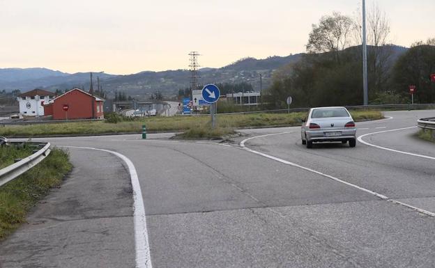 Fallece un motorista de 48 años en un accidente de tráfico en Siero