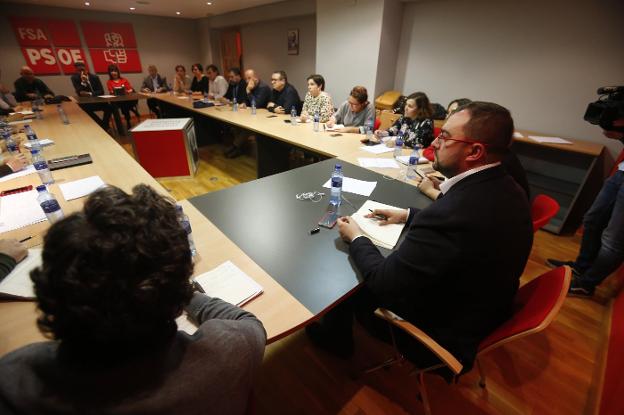 La FSA toca a rebato para combatir la abstención y frenar a la extrema derecha