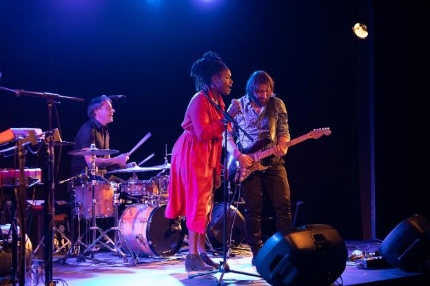 Caminando de la mano con Cosmosoul