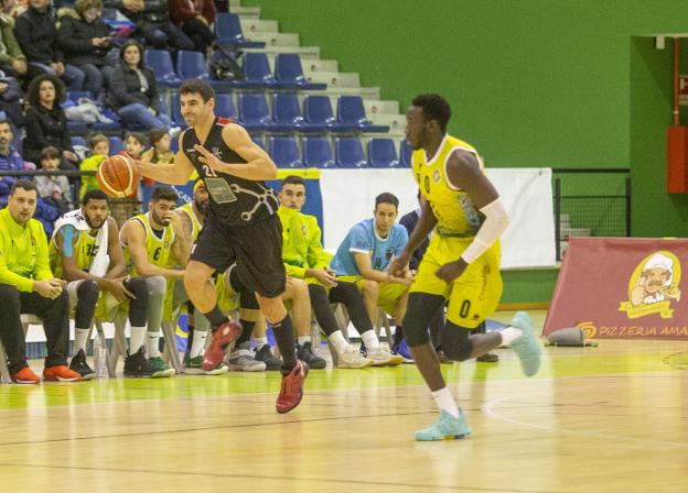 El Teslacard Círculo regresa de vacío de su visita al Ávila