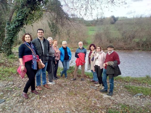 Valdés reclama la apertura del Camino Real de Concilleiro a su paso por Salas