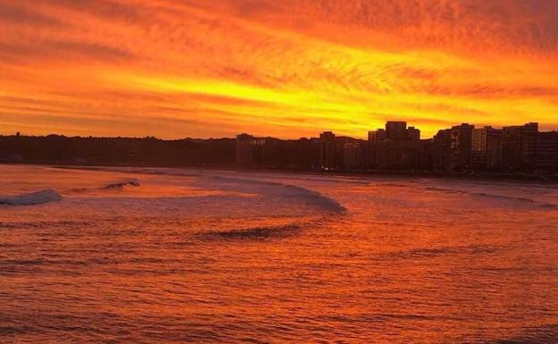 Las espectaculares imÃ¡genes que deja el amanecer en Asturias