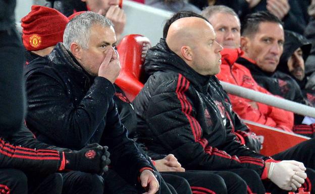 El Manchester United se harta de José Mourinho