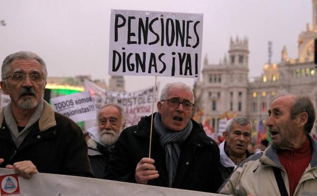 Los pensionistas cobrarán 13,5 euros extra en enero al confirmarse la revalorización del 1,7%