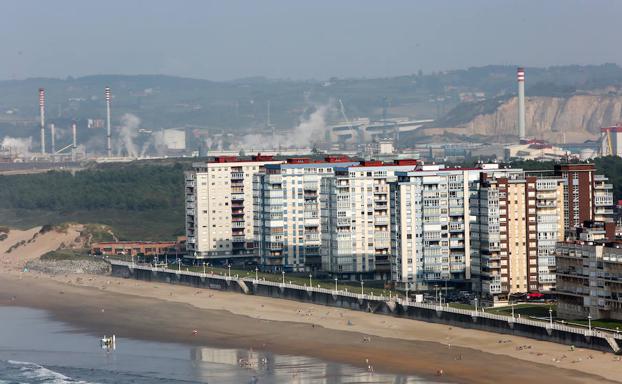 La Guardia Civil detiene en Ferrol a tres autores de un robo en Salinas