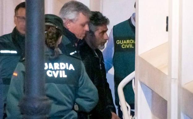 El asesino confeso de Laura ingresa en un módulo de aislamiento con un interno de apoyo