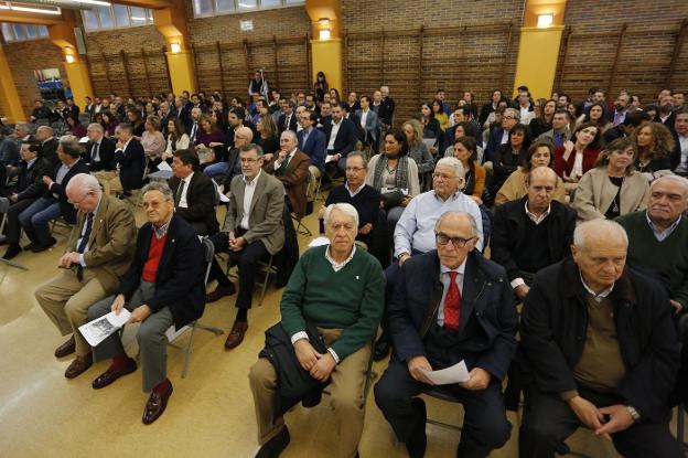 El colegio de la Inmaculada celebró su día del antiguo alumno