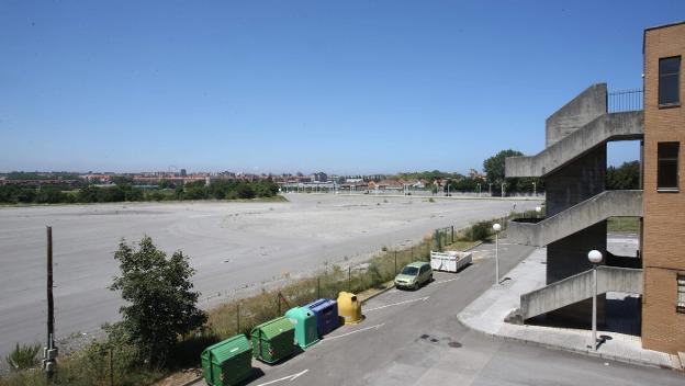 Divertia estudia llevar Gijón Life al campus por la obra de Hermanos Castro