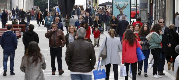 «Abrir un domingo en estas fechas es fundamental, si no abres, no vendes»