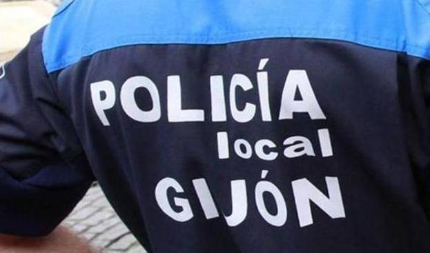 Hallan a un hombre semidesnudo en un almacén de Gijón gritando que la Policía le quería violar