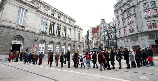Colas para escuchar a Oviedo Filarmonía