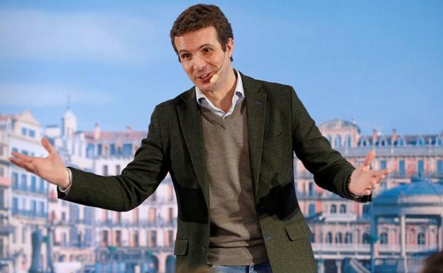 El comentario de Pablo Casado sobre Ana Botella que desata el cachondeo en Twitter