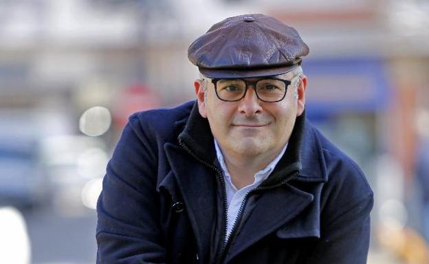 «Vivimos en una nebulosa de cachopismo y pelayismo»