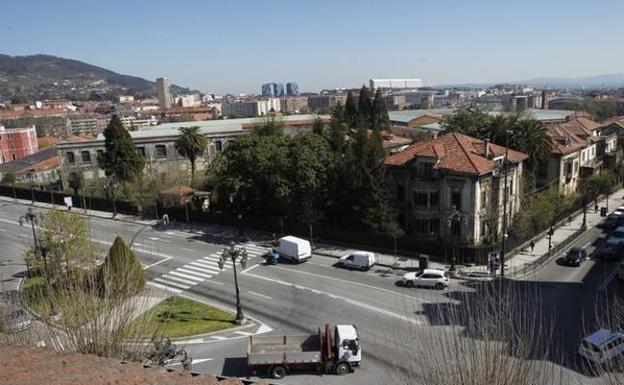 Los partidos coinciden en buscar una solución para el recinto de La Vega