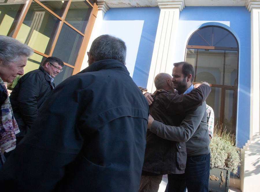 Avilés despide a su primer alcalde democrático