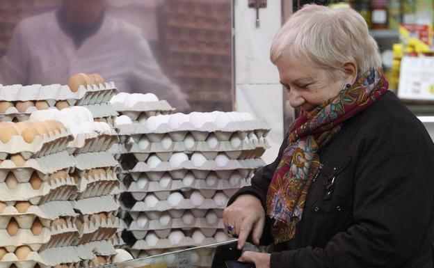 La confianza del consumidor cierra 2018 en su nivel más bajo de los dos últimos años