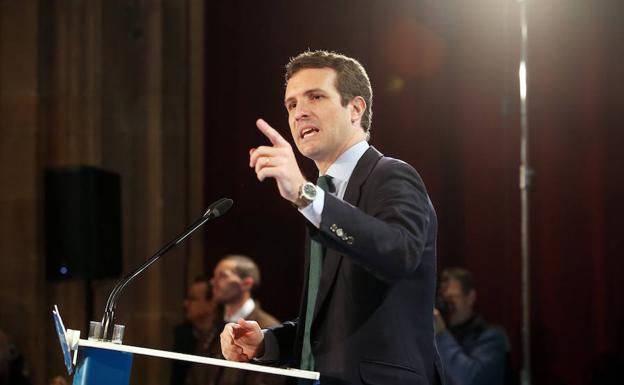 Pablo Casado, sobre el asturiano: «Quiero una educación de calidad en la que los niños asturianos no estudien solo los hórreos y los frixuelos»