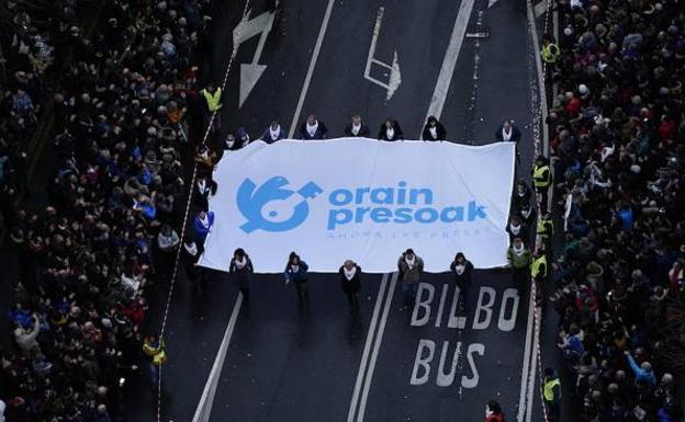 70.000 personas reclaman en Bilbao una nueva política penitenciaria