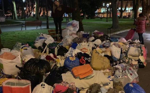 Avilés se vuelca con los perros del albergue de Oviedo