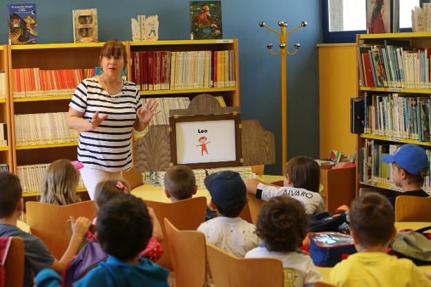Las bibliotecas del concejo realizaron 9.619 préstamos de libros el año pasado