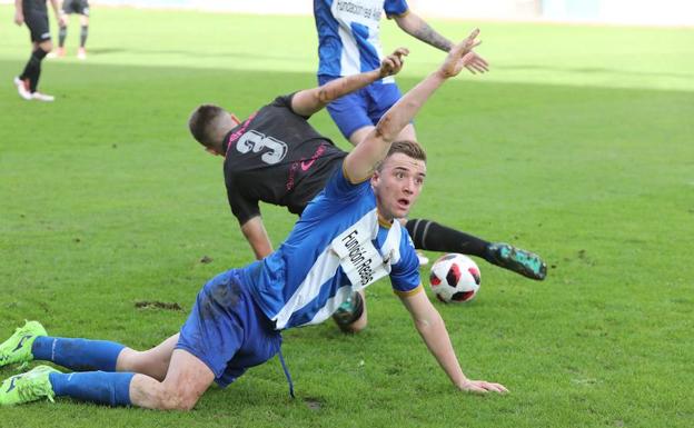 El Avilés plantó cara al Lealtad (1-2)